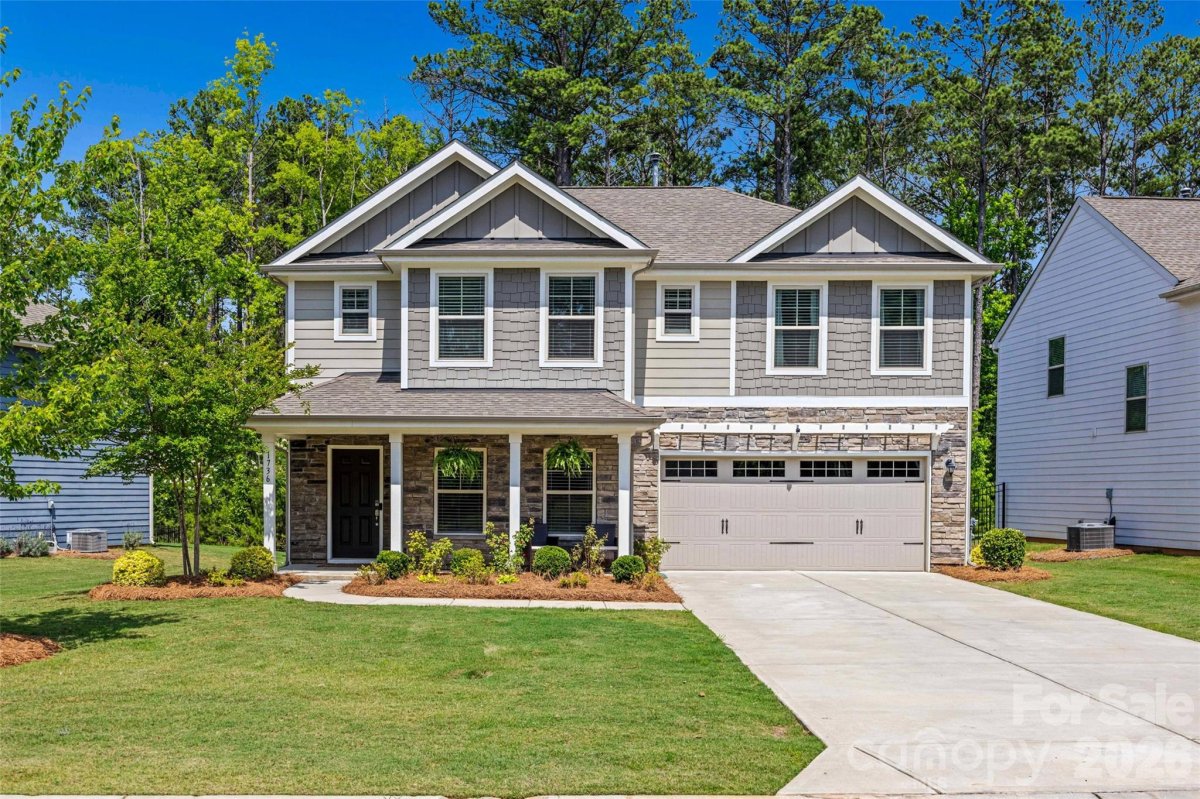 1736 Rhynes Trail