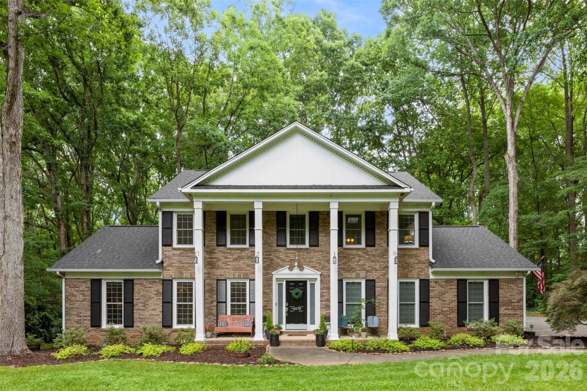 4579 Deer Run
