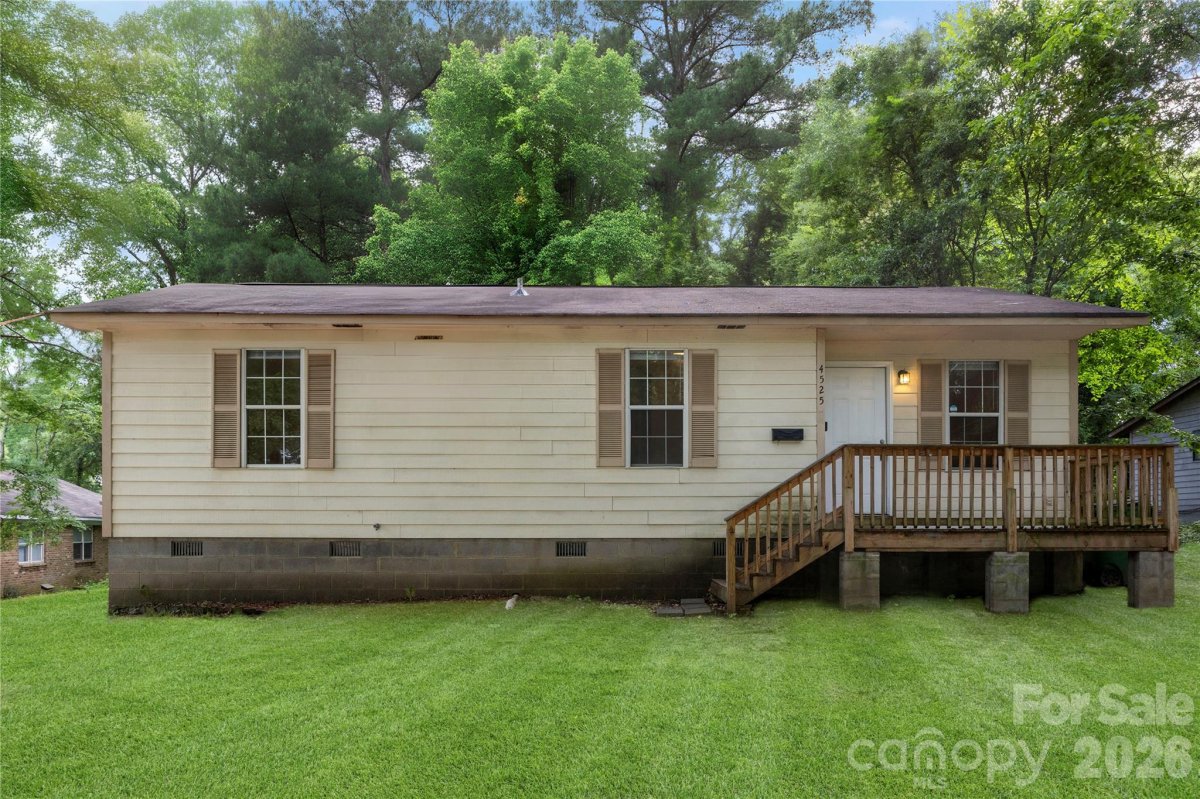4525 Rolling Hill Drive