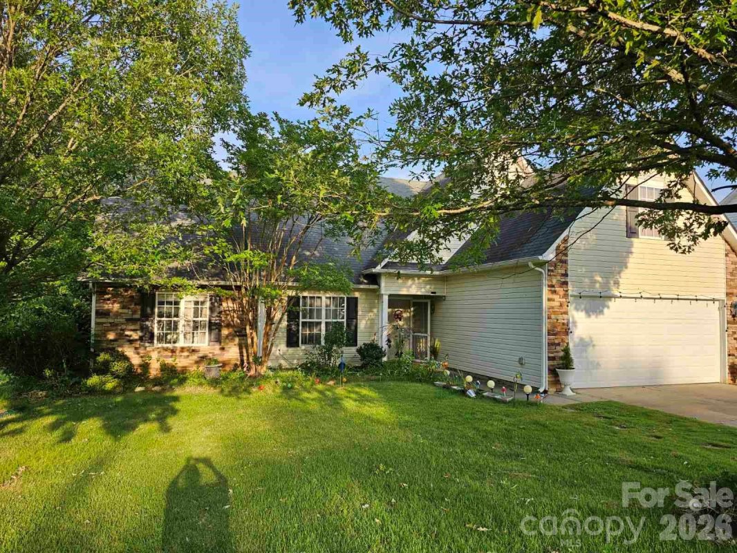 3136 Blueberry Drive