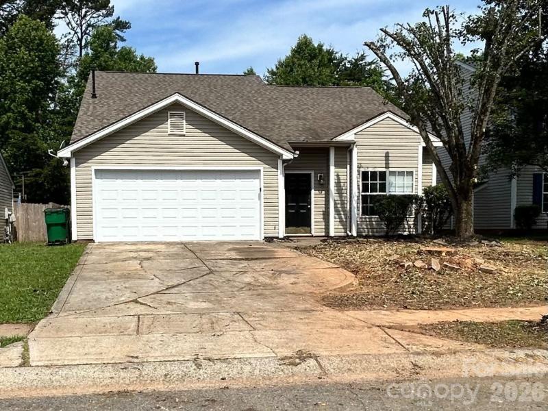 821 Lakehill Road