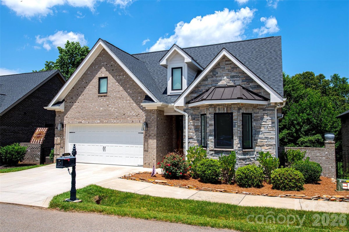 1414 Spring Ridge Lane