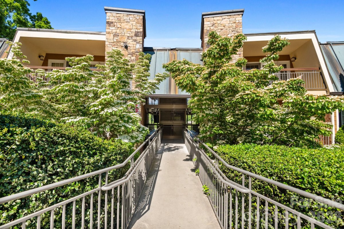 203 Bowling Park Road