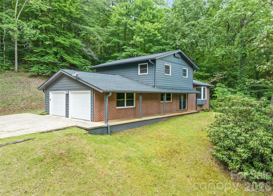 1296 N Country Club Drive