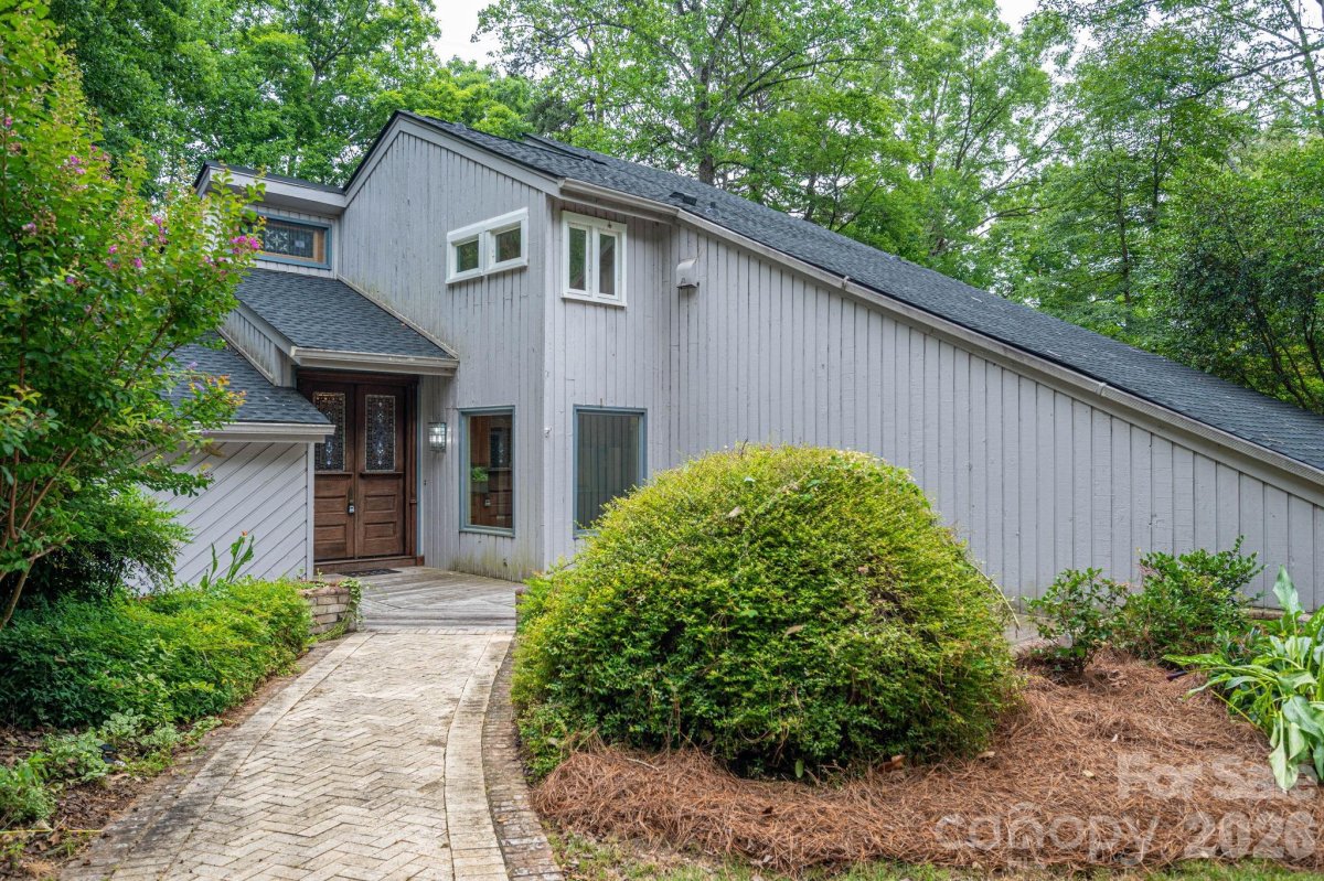 40 Catawba Ridge Road
