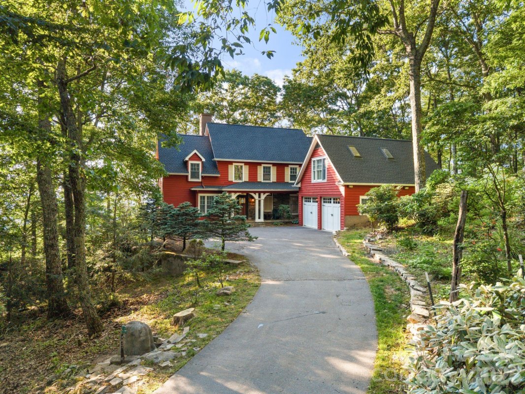 108 Flame Azalea Drive