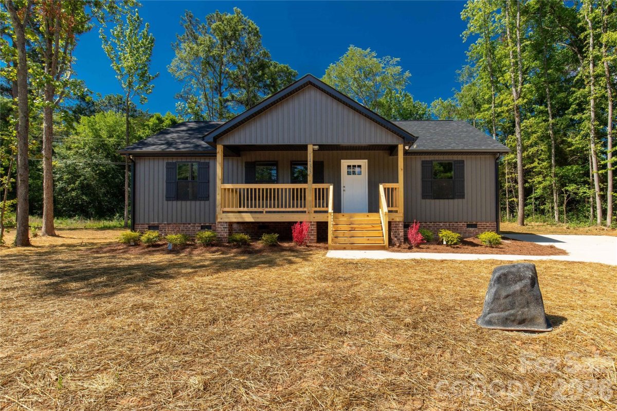 1433 Mack Drive