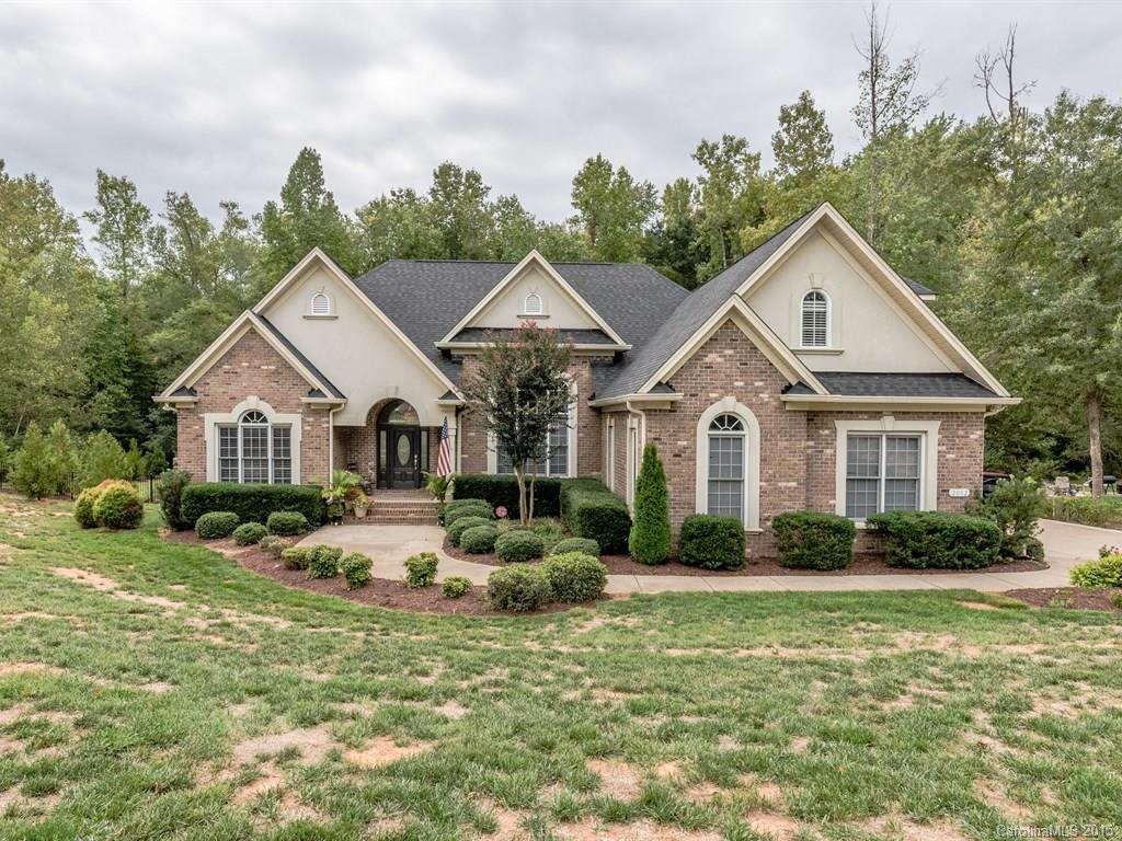 2052 Slippery Rock Cove