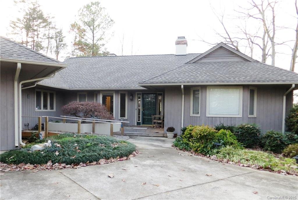 301 Eagles Walk
