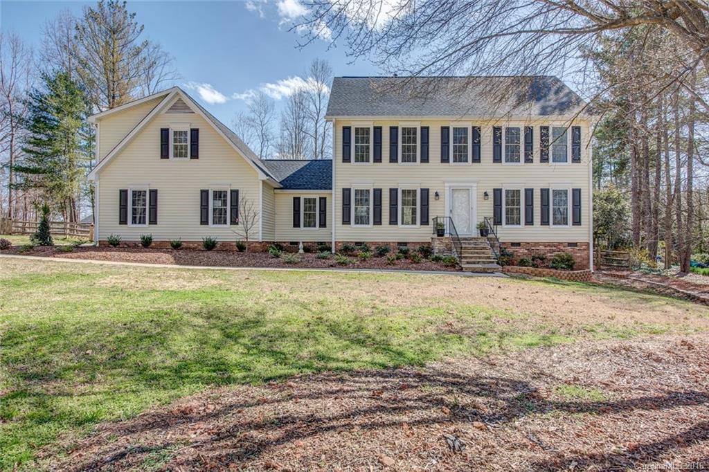 3313 Clay Court Drive