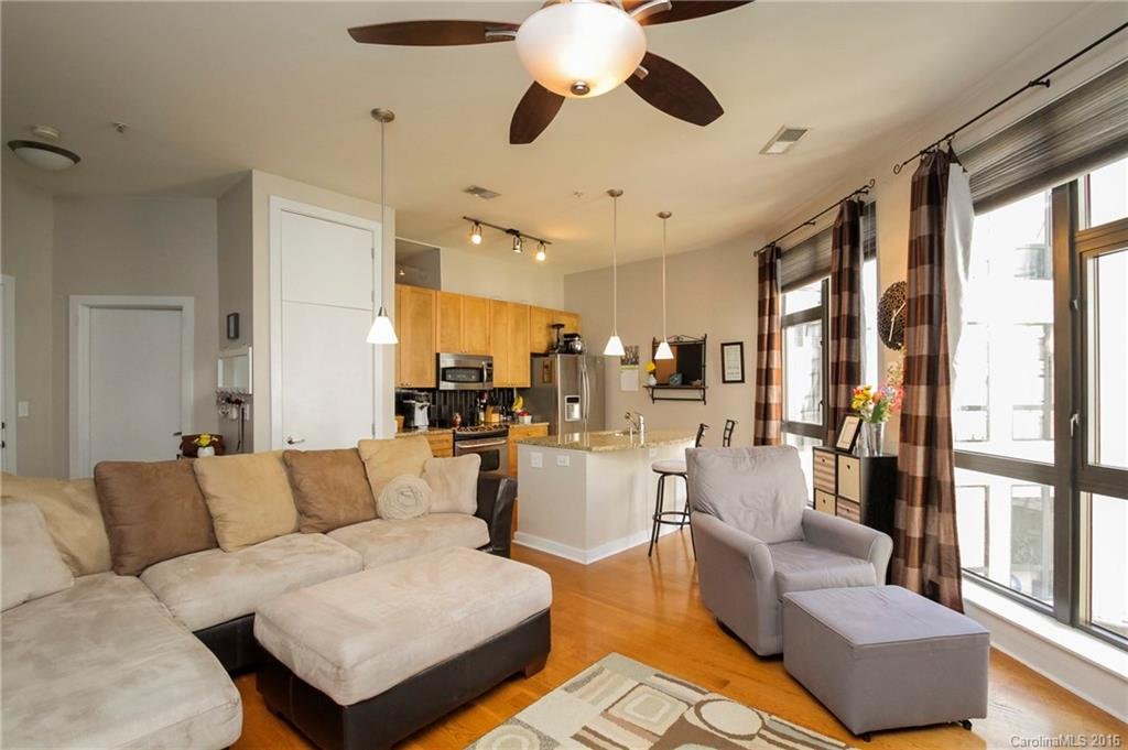 525 E 6th Street 316