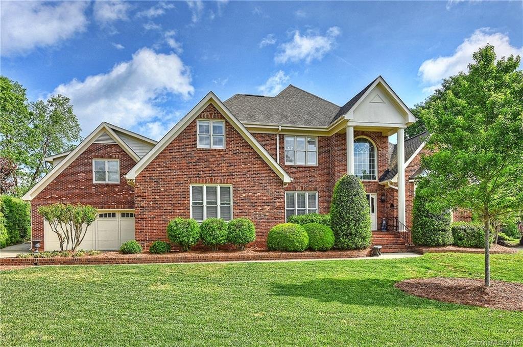 2038 Kilmonack Lane