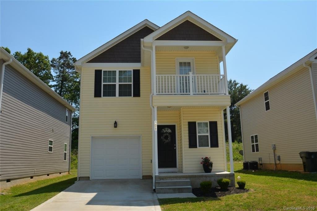 108 Lookout Point Place