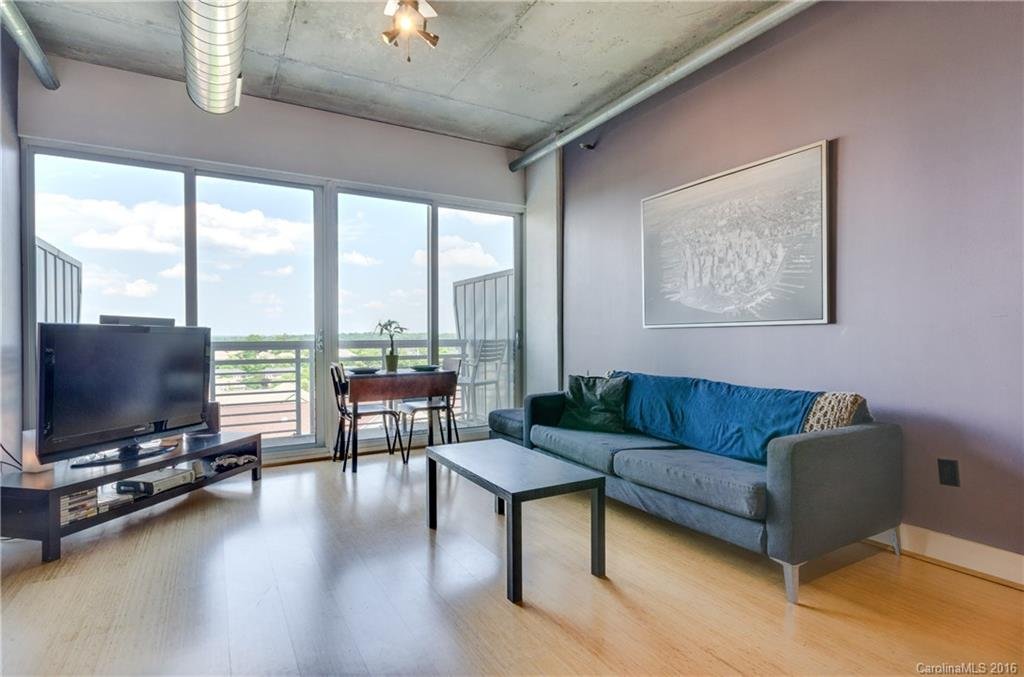 505 E 6th Street 816
