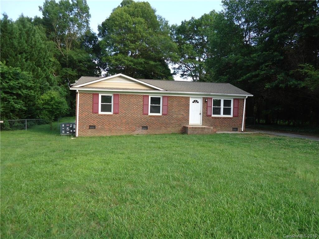 1006 Iris Drive