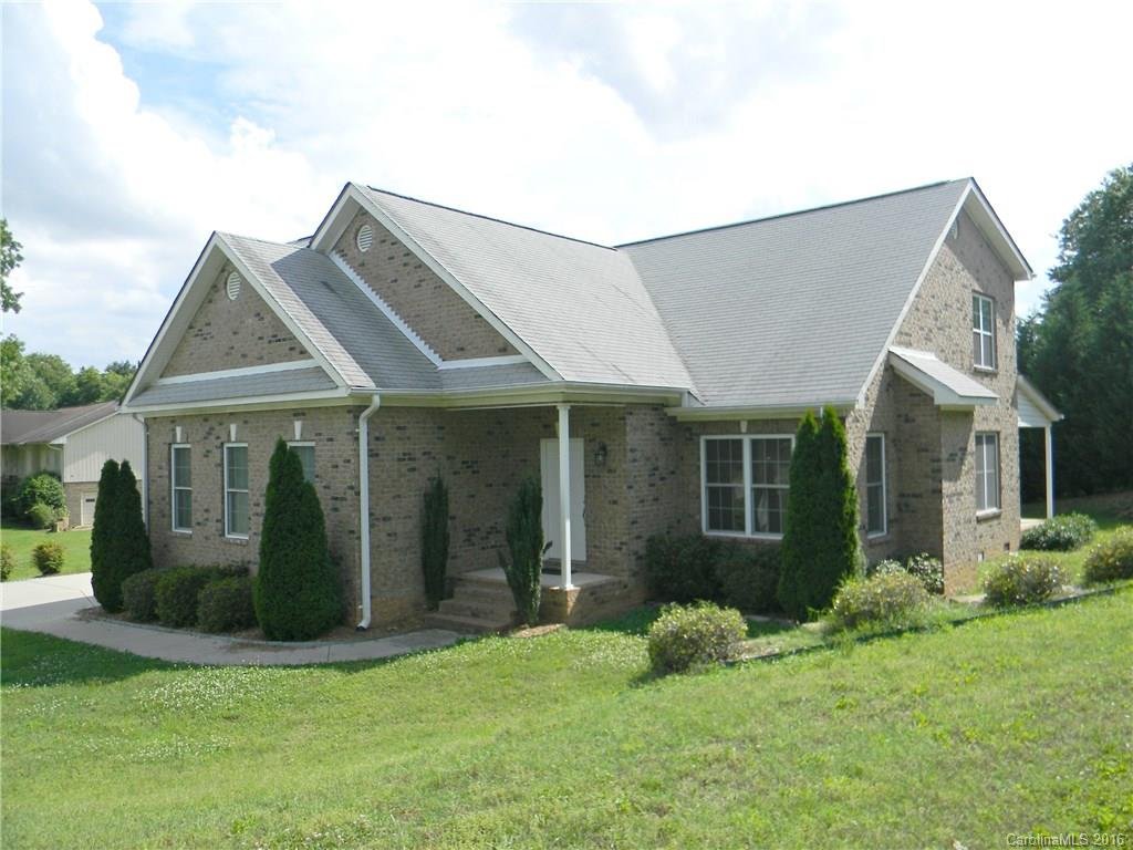 1504 Pamela Drive