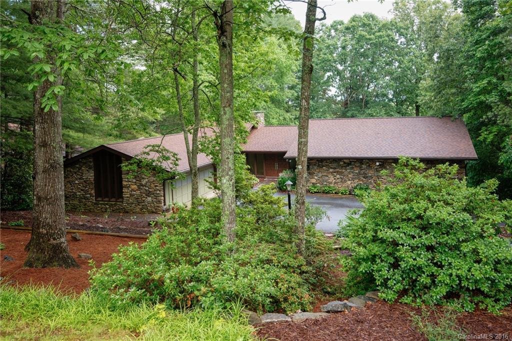 26 W Fairway Drive