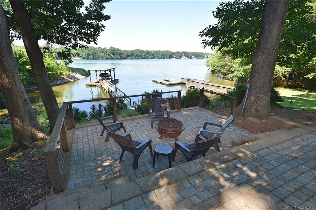 150 Island View Road