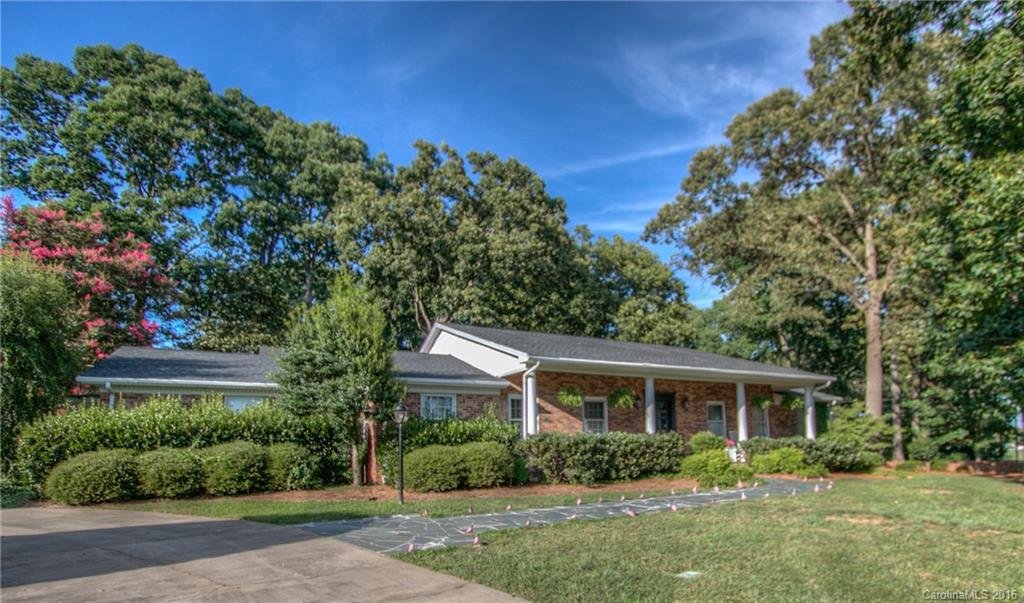3632 Country Club Drive