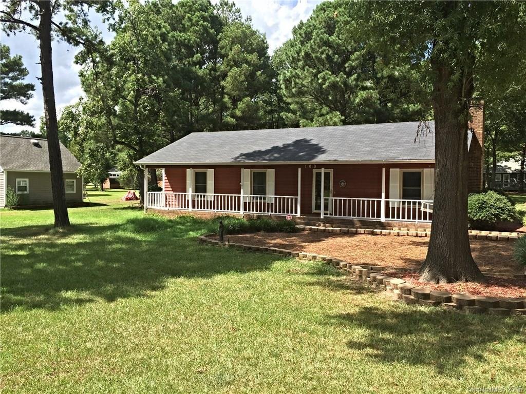 100 Woodland Lane