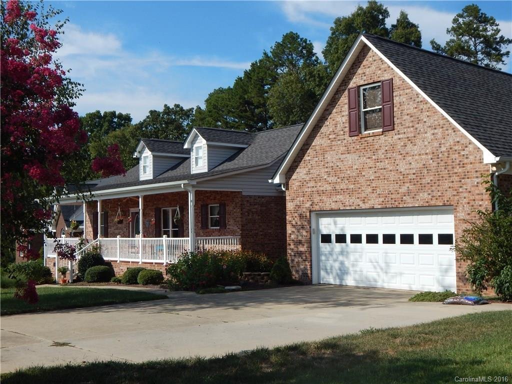 846 Old Farm Road