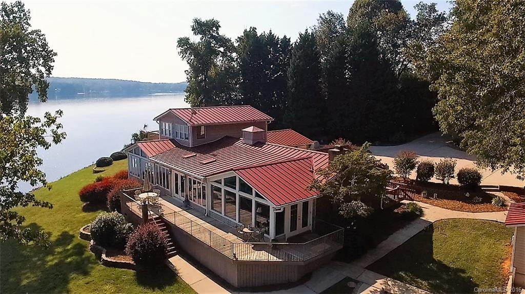 6970 Pine Moss Lane