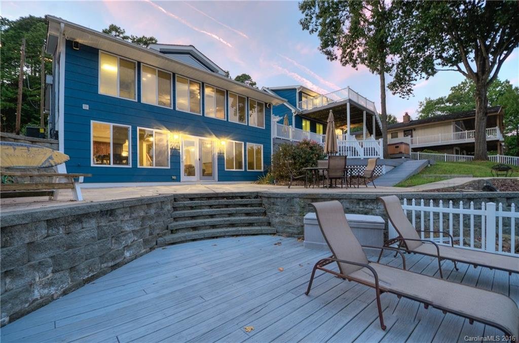 910 Pinehaven Drive