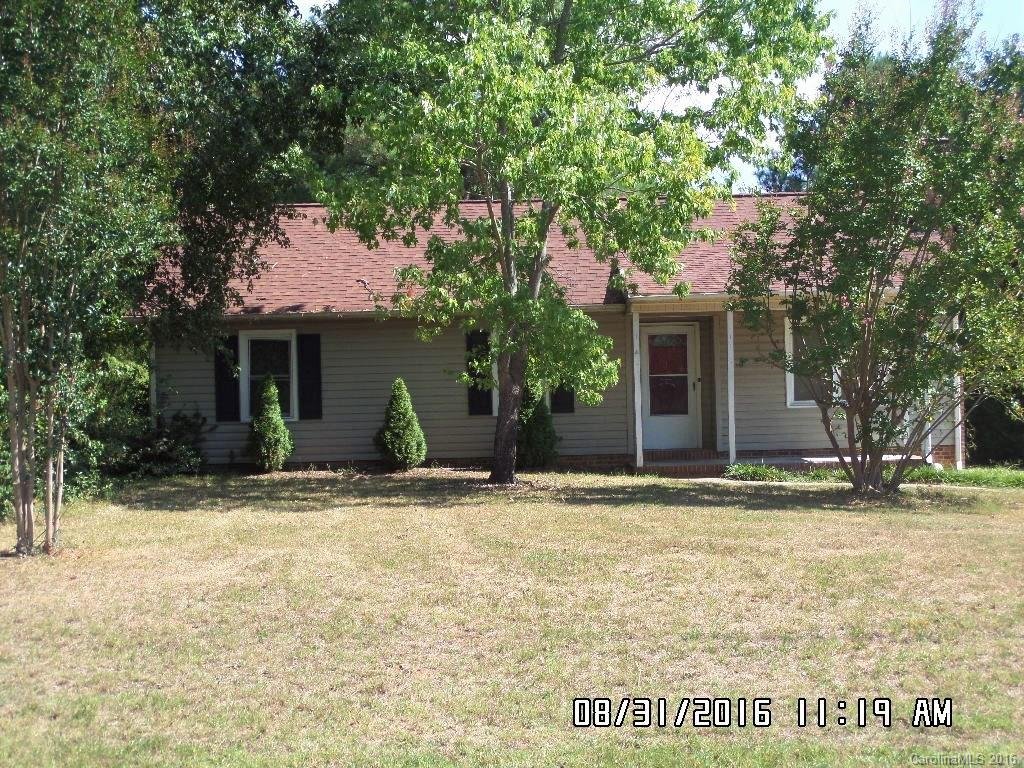 2321 Woodfield Circle