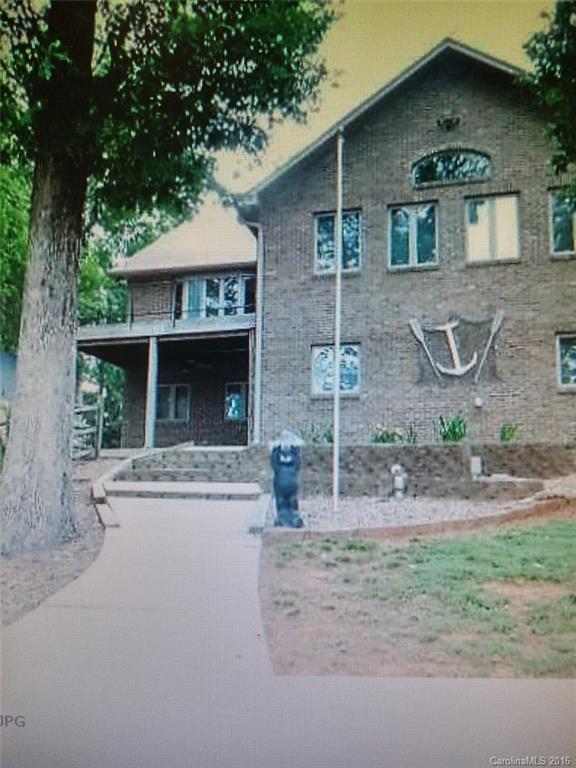 319 Shore Drive