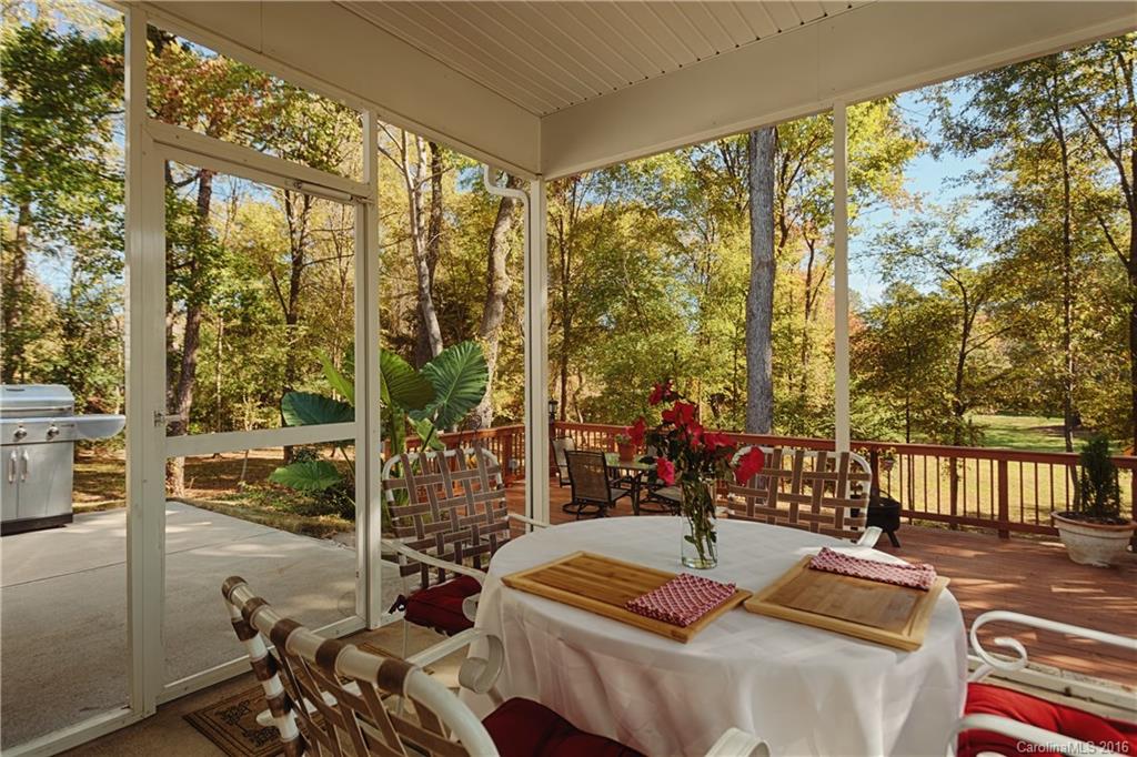 20222 Sportsman Drive 78