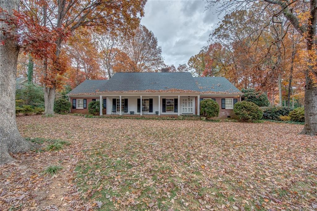 3618 Country Club Drive