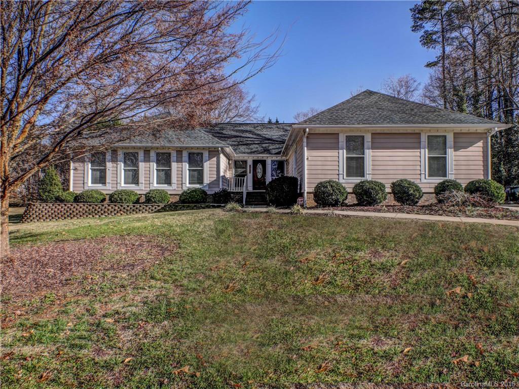 916 Brittany Court