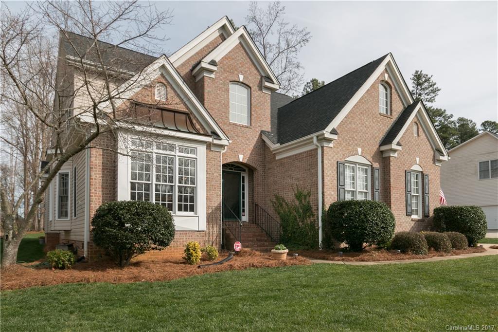 148 Fernbrook Drive