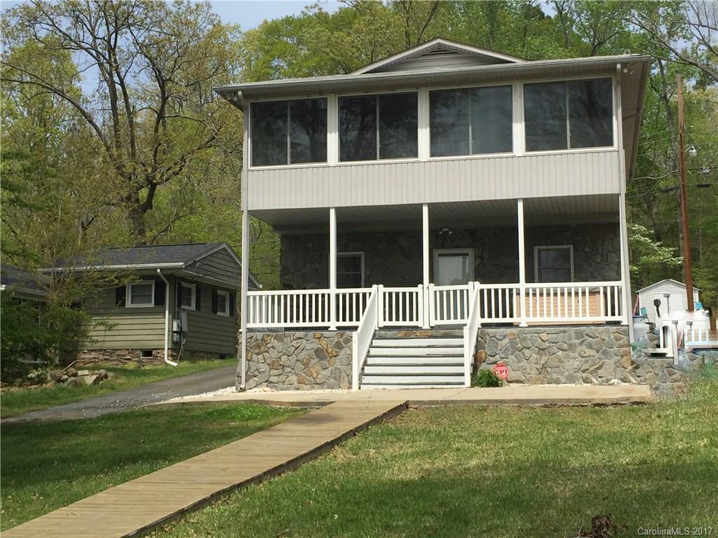 1553 Berry Hill Drive 810,851