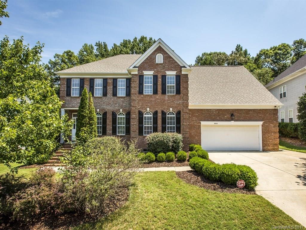 8935 Leitrim Court