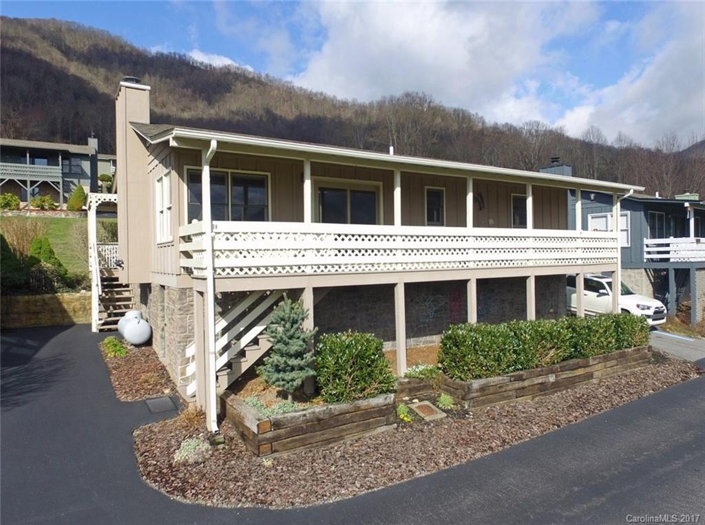 38 Boulder Lane 56