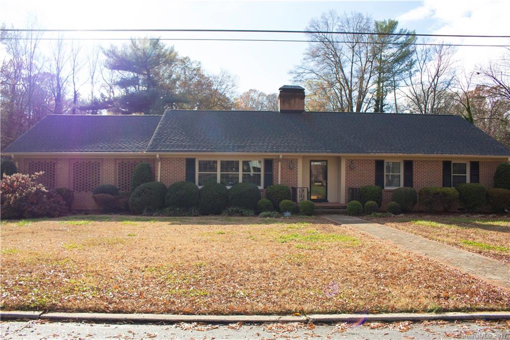 1221 Hillside Drive