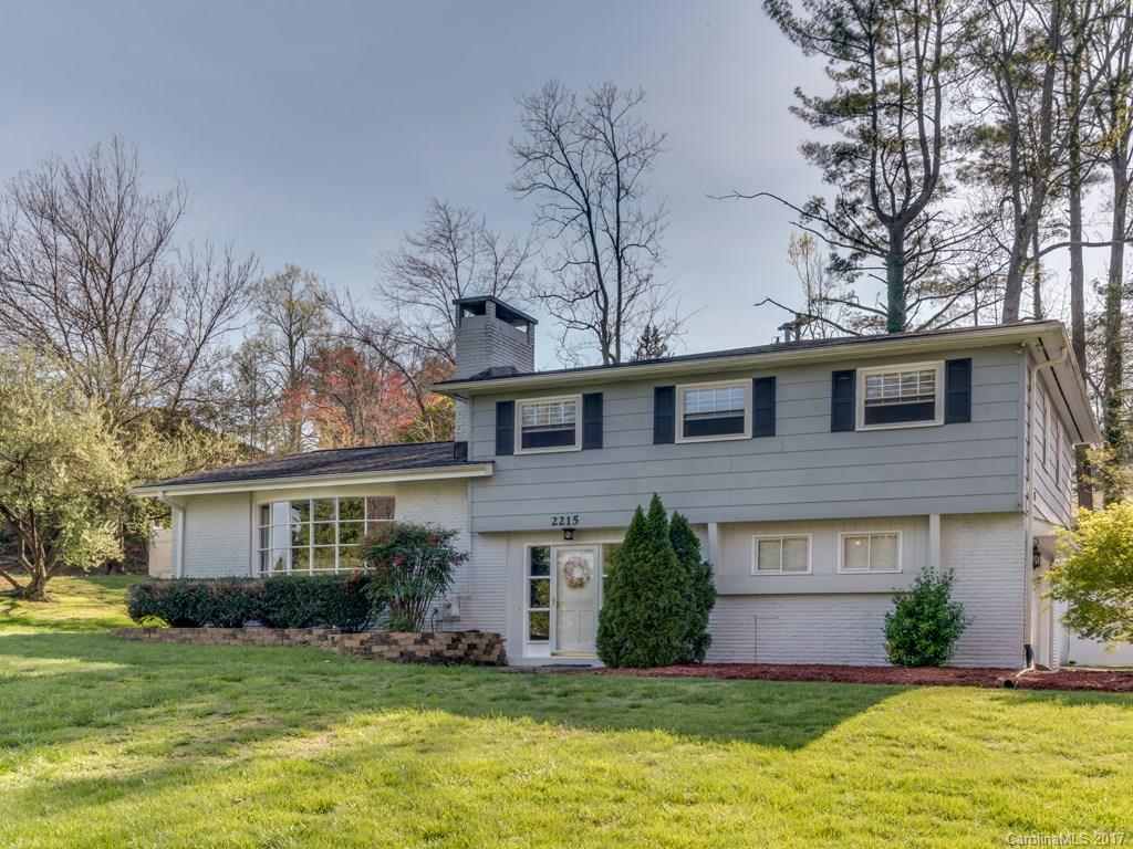 2215 Evergreen Drive