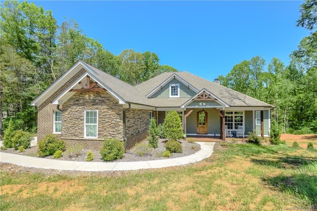 670 Arrow Point Lane