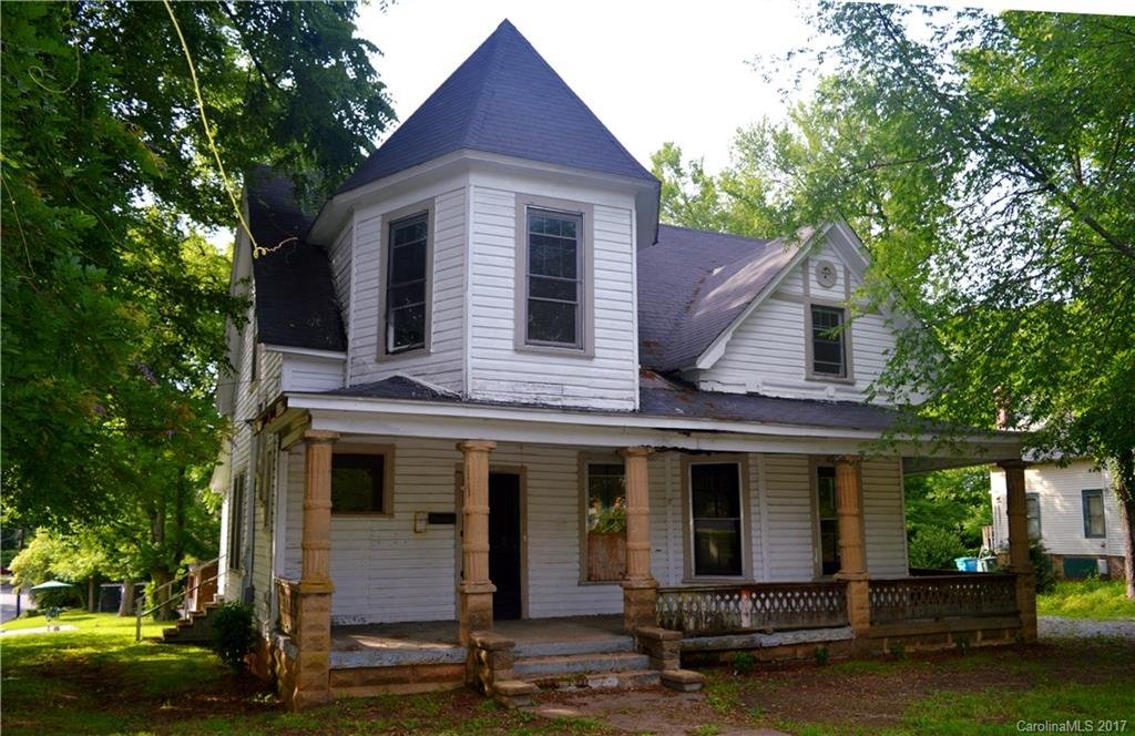 1008 Main Street