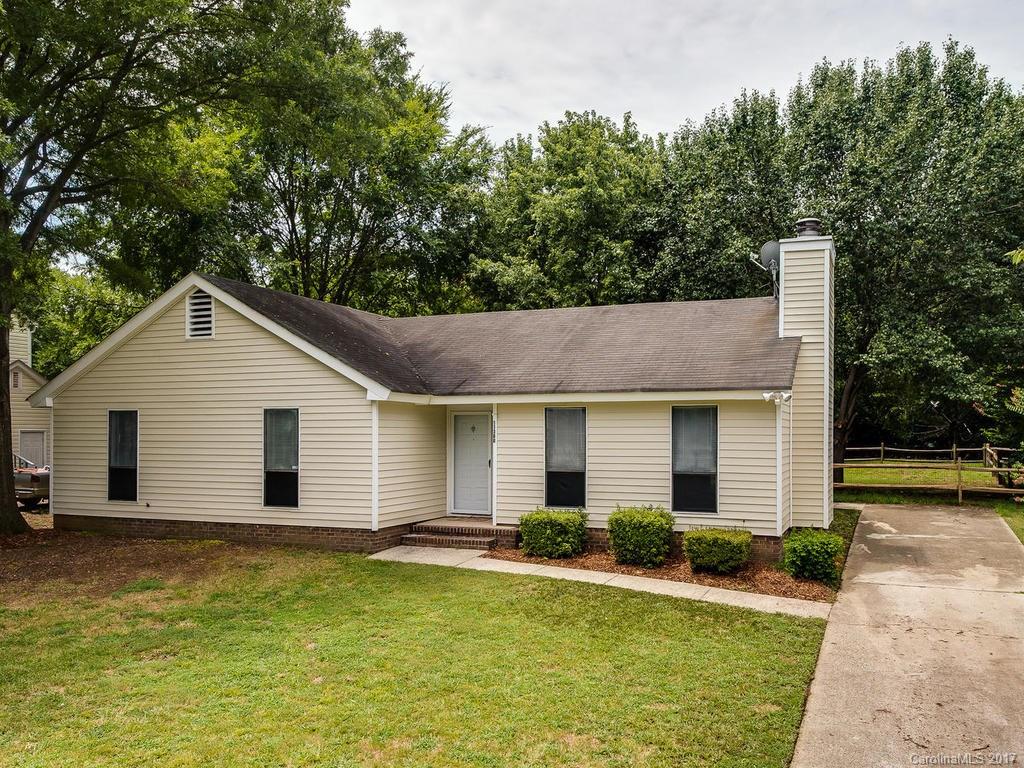 11300 Vintage Lane
