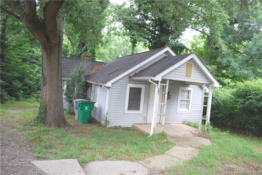 828 Holland Avenue