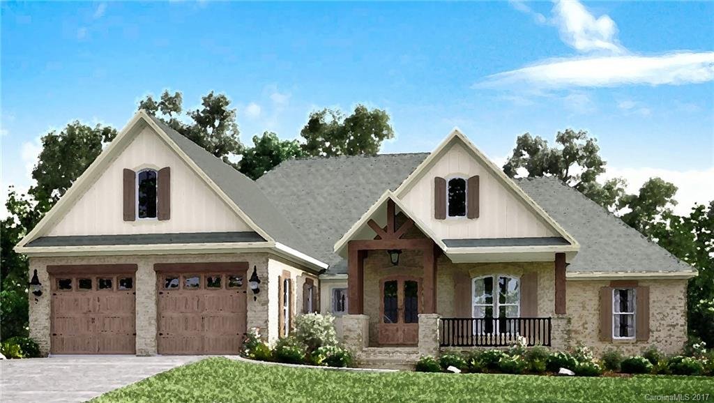 32 Mistletoe Trail
