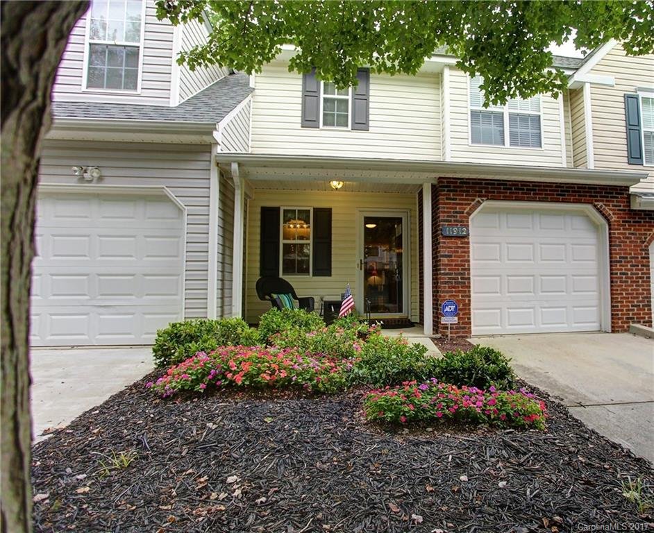 11912 Kings Castle Court
