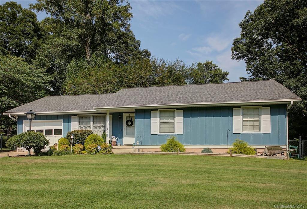 25 Springside Drive
