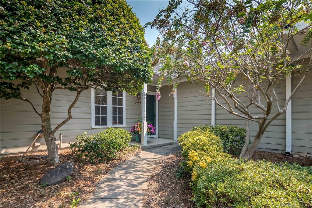 2727 New Hamlin Way