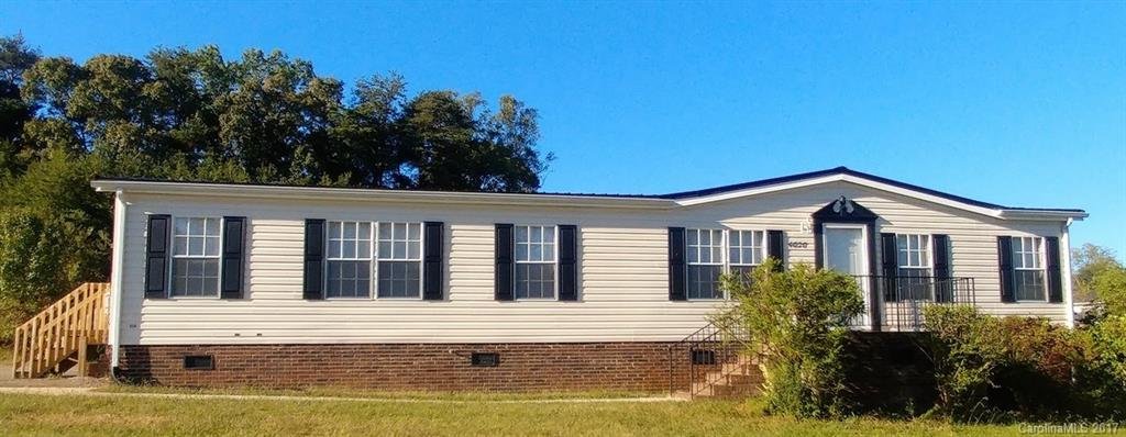 4828 Broken Pine Lane