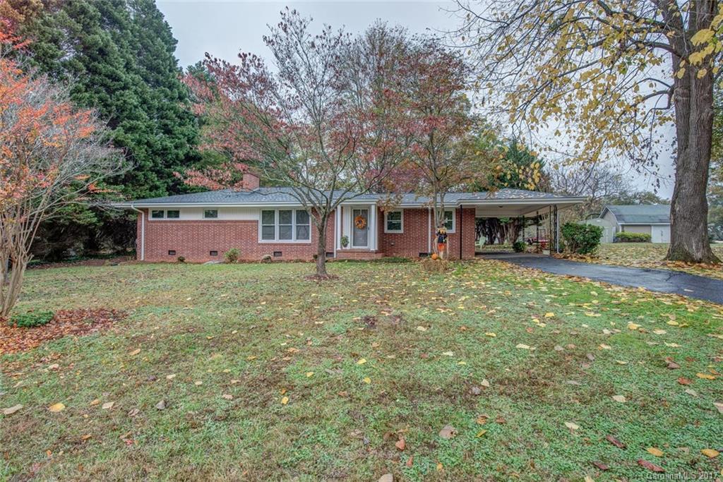 600 Thomas Trail
