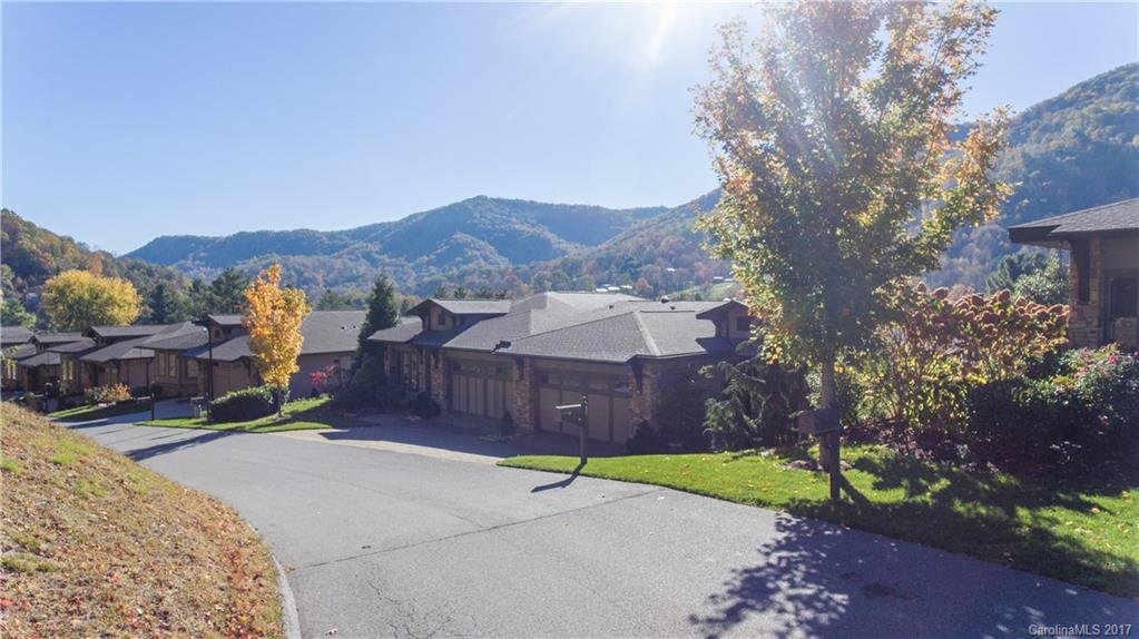 10 Plateau Drive