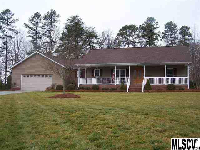 160 Three Oaks Lane